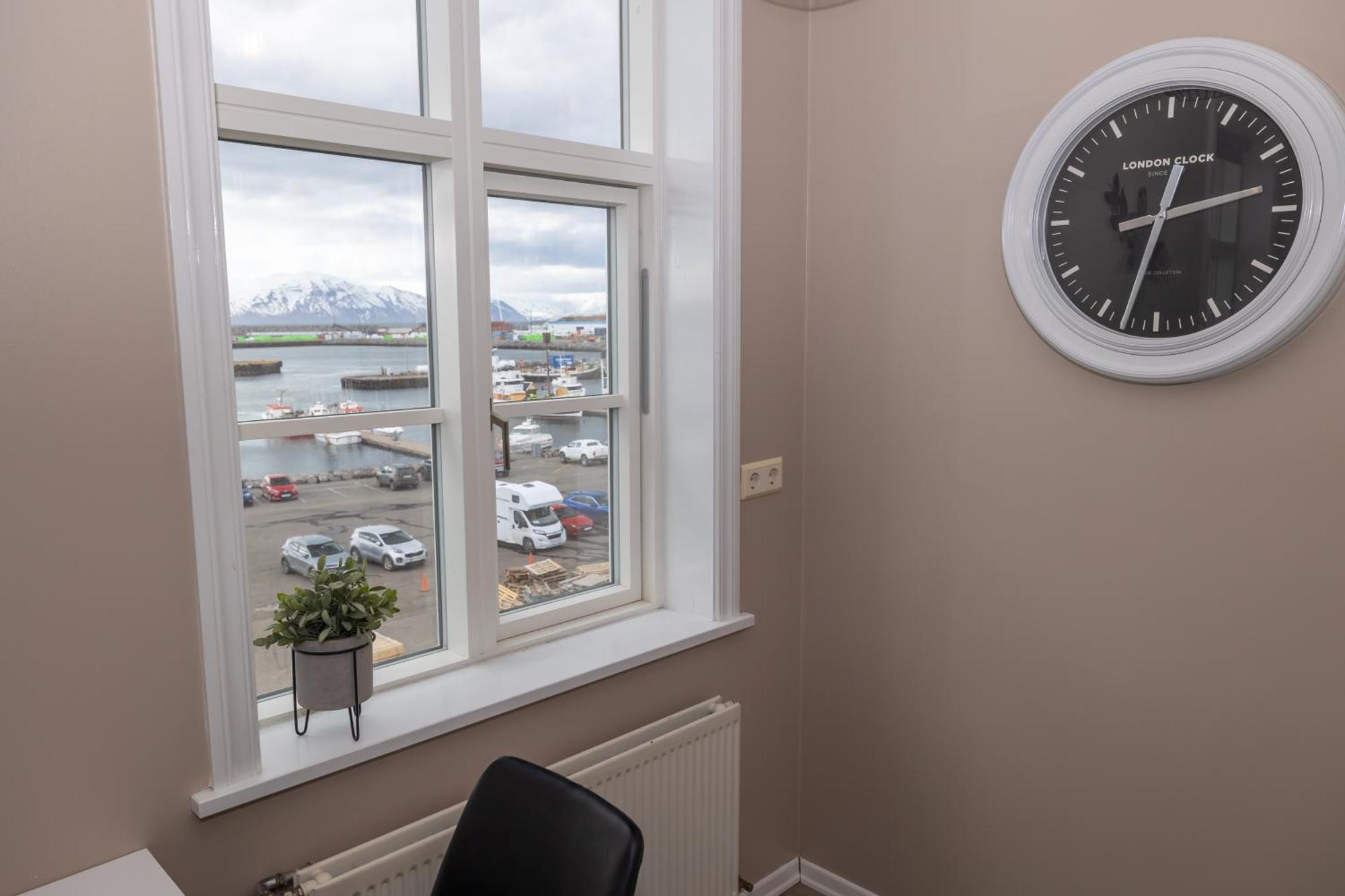 Bjarnabuth Apartamento Húsavík Exterior foto