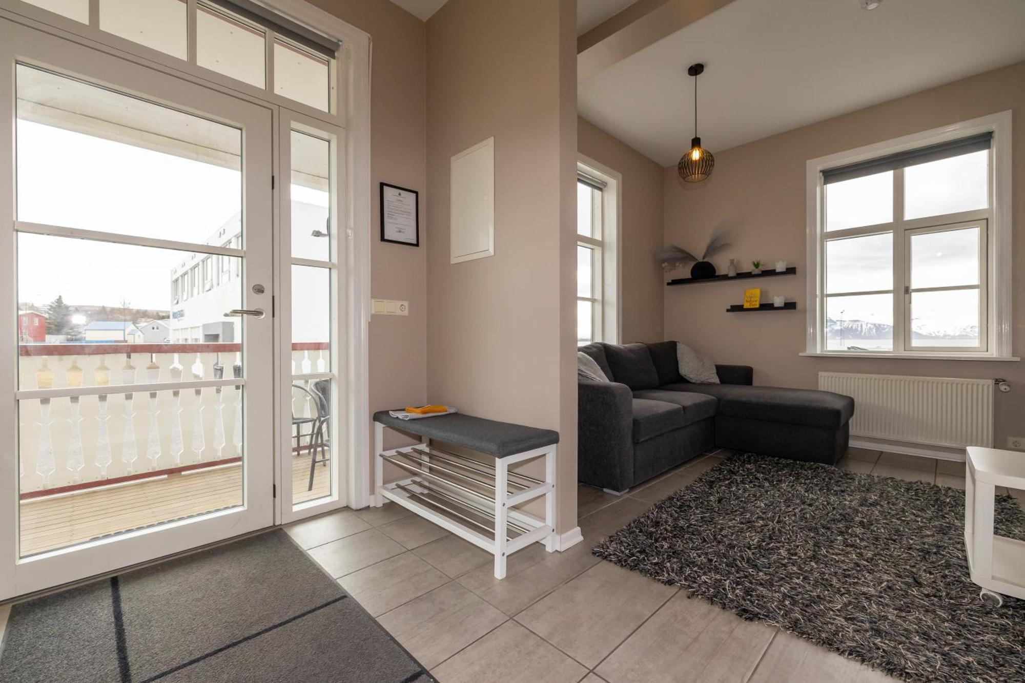 Bjarnabuth Apartamento Húsavík Exterior foto
